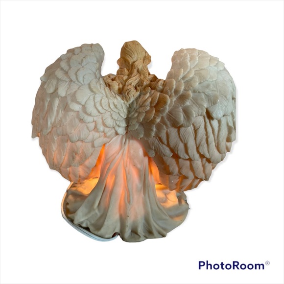 Sculptured Angel Nightlight 8” w/ box - Picture 4 of 5